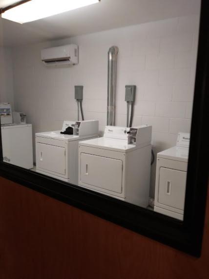 West Wing Hotel, Ascend Collection Hotel 3*